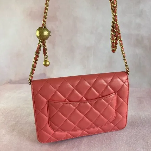 🛑SOLD🛑Chanel Pink wallet with chain - Picture 4 of 7